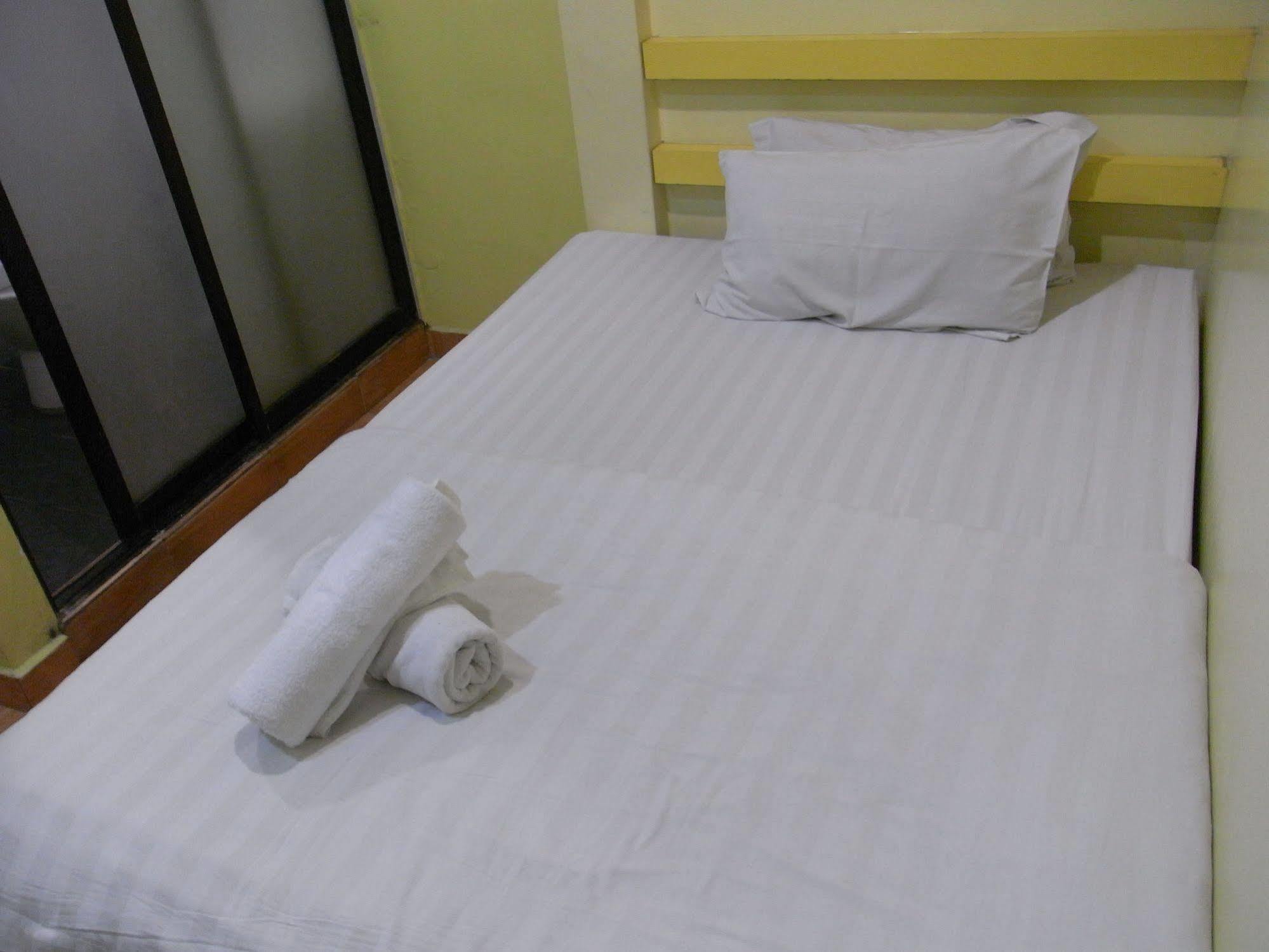 Rest & Go Hotel Shah Alam @ Uitm & Hospital شاه علام المظهر الخارجي الصورة