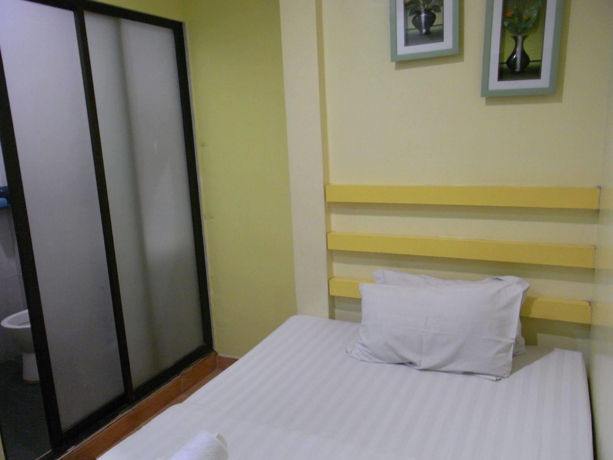 Rest & Go Hotel Shah Alam @ Uitm & Hospital شاه علام المظهر الخارجي الصورة