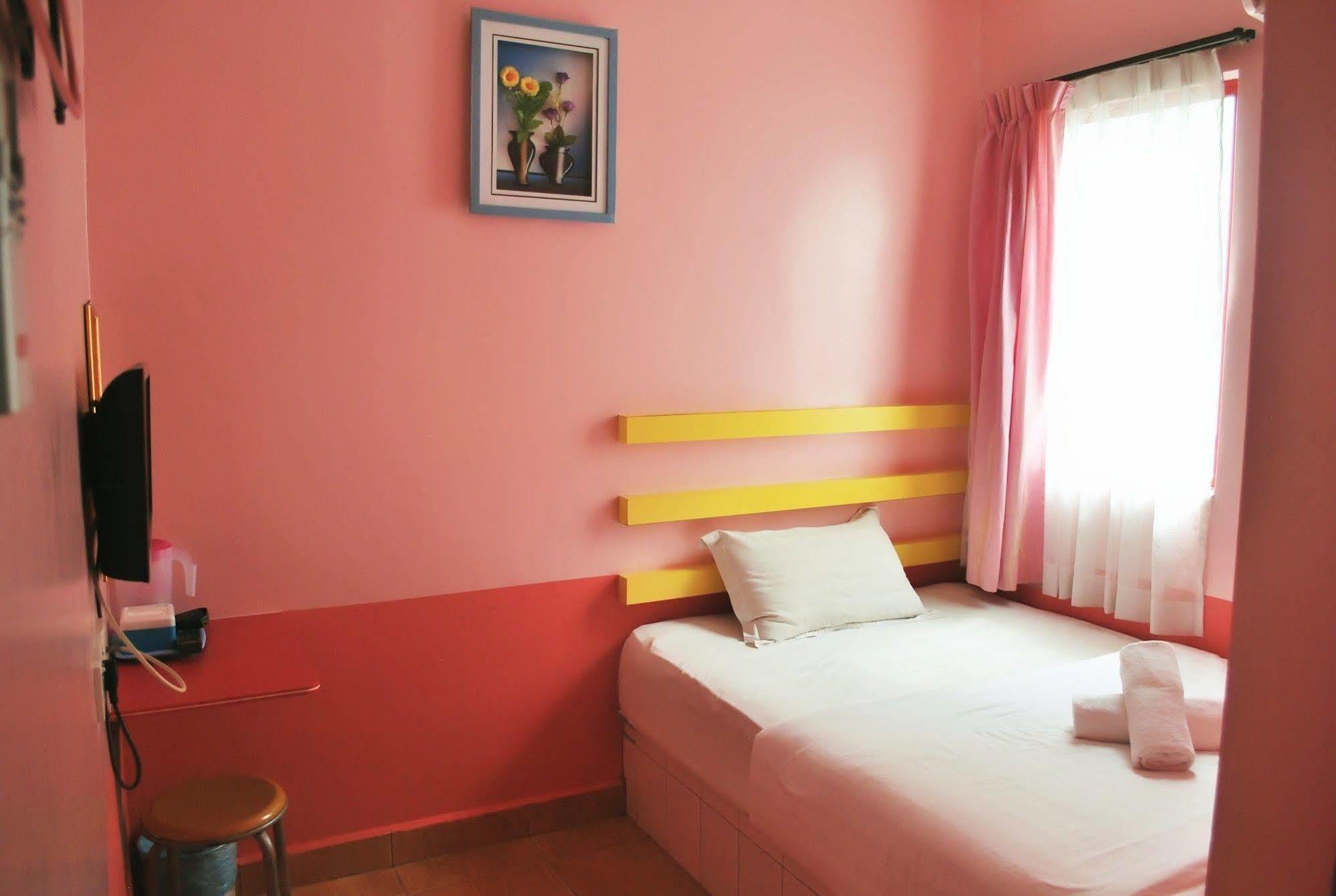 Rest & Go Hotel Shah Alam @ Uitm & Hospital شاه علام المظهر الخارجي الصورة